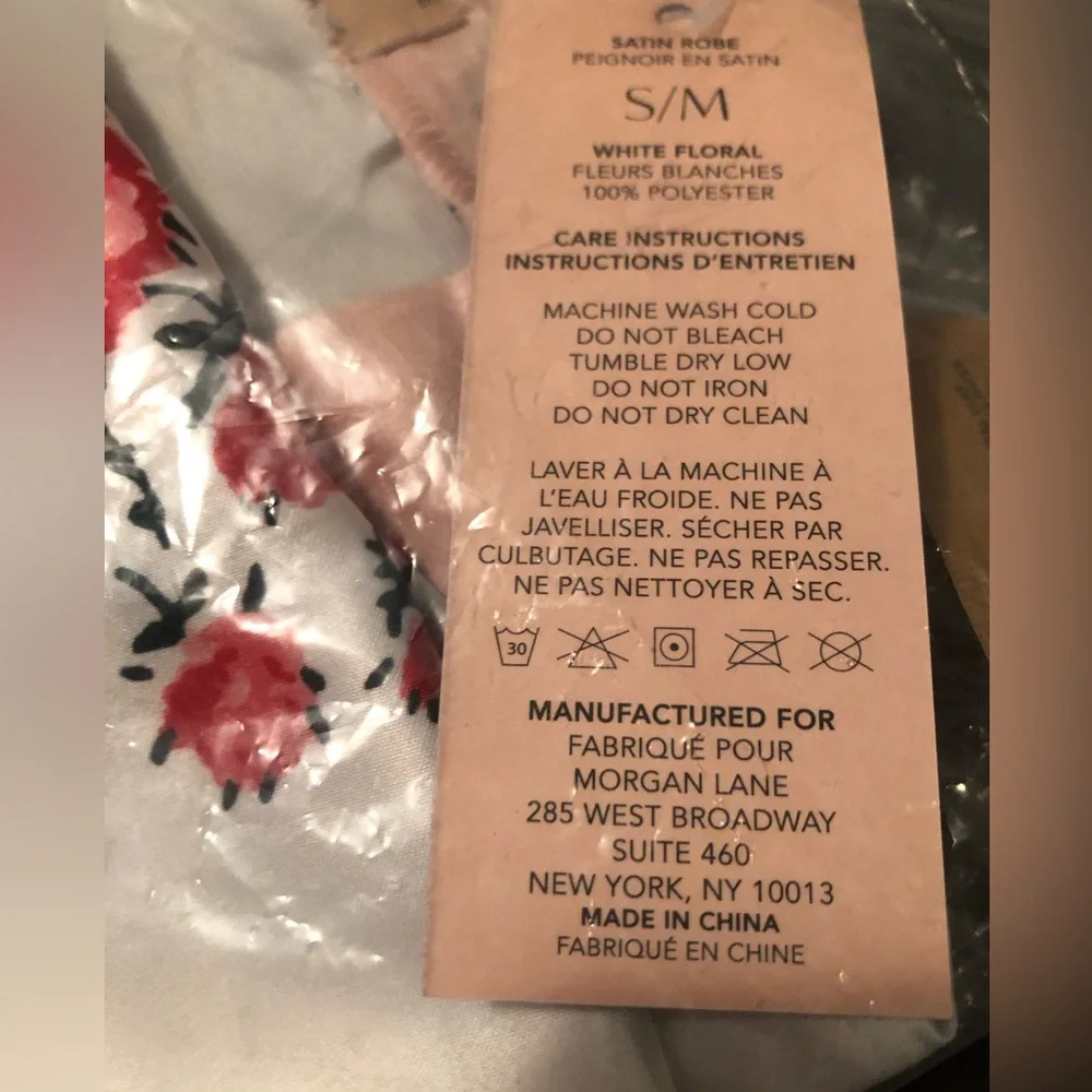 Morgan Lane Floral Robe - Picture 3 of 5